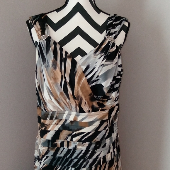 Dressbarn Collection Sz 16 XL Dress - Picture 3 of 9